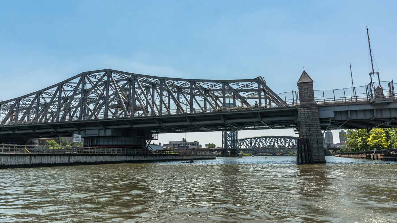 Madison Avenue Bridge