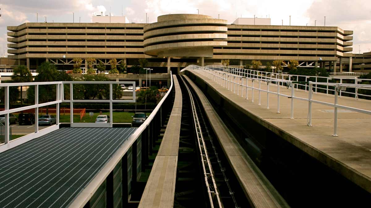 Tampa International Airport - North Clearwater Beach